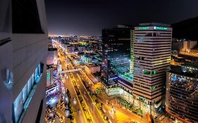 Holiday Suites Al Azizia